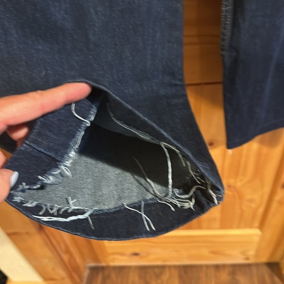 Levi's 550 Dark Blue Jeans - Picture 5 of 7